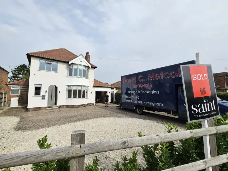 Contact us for a quote for your house removal in Nottinghamshire, it only takes around 15 minutes.: Swipe To View More Images