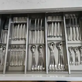 The neatest cutlery draw we've ever packed!: Click Here To View Larger Image